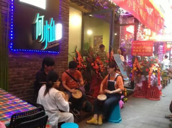 【案例】讓18家門店店店排隊(duì)只需做好一件小事！|餐飲界
