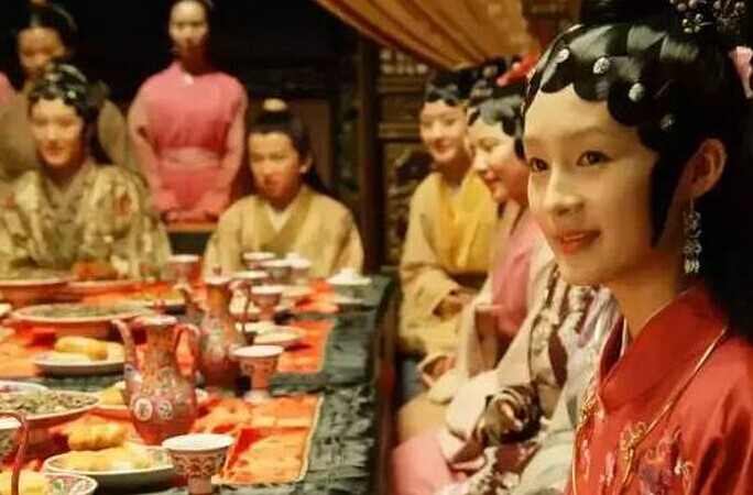 這家紅樓夢(mèng)主題的小店，如何靠賣(mài)豬蹄實(shí)現(xiàn)月流水15萬(wàn)？|餐飲界