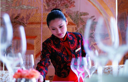 快過(guò)年了，餐廳怎么避免員工流失？|餐飲界