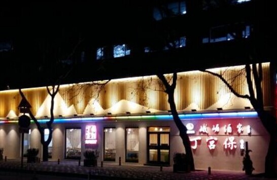 餐飲老字號推”副牌“能否敵得過快時尚？