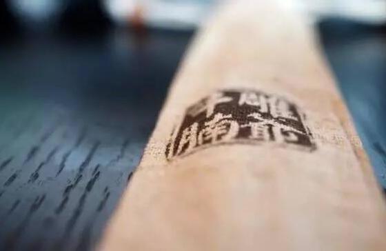 雕爺牛腩沉寂了半年，究竟在做些什么？|餐飲界
