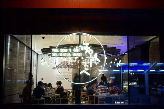 外婆家旗下“你別走”制全蝦宴，吳國平還想做什么？|餐飲界