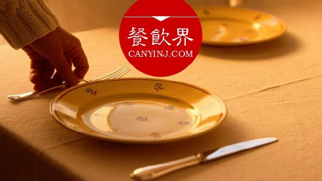 日本咖啡館馬失前蹄，原因竟是品牌升級(jí)？#周末一參#