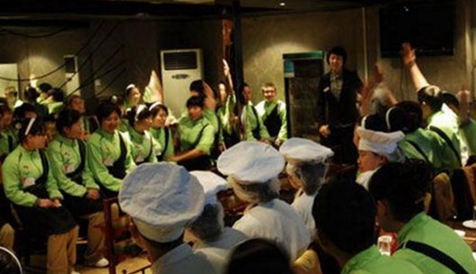 你不在，餐廳就亂成一鍋粥？你該需要一個后備店長！|餐飲界