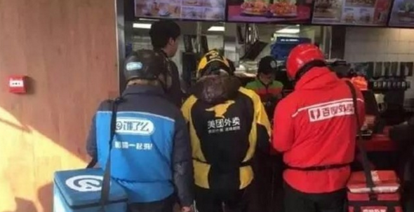 外賣三巨頭混亂廝殺，百度或有掉隊可能！