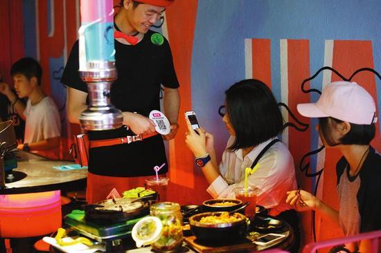 如何應(yīng)對(duì)餐飲行業(yè)“三高一低”的頑疾？|餐飲界