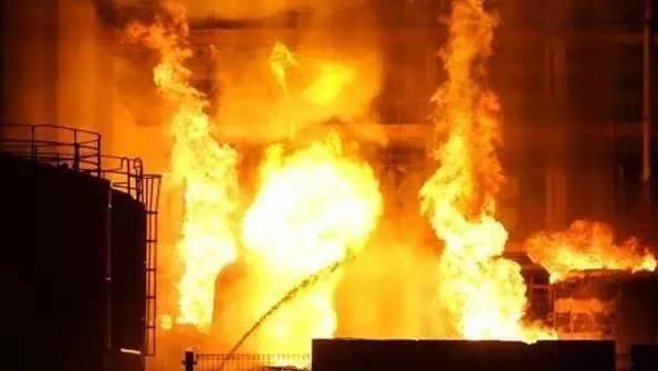 警示！餐館發(fā)生爆炸老板身亡，原因竟是用了它！