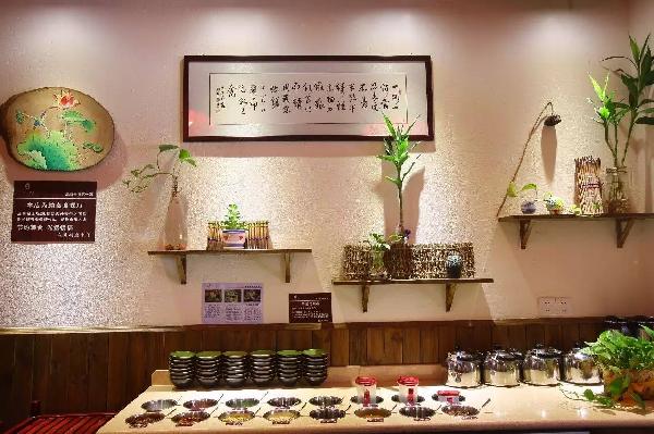都說素食餐廳95%虧錢，這品牌卻打破了魔咒“狠賺錢”|餐飲界