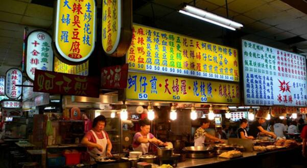 上海多區(qū)探索小餐飲備案制 情與法如何平衡？