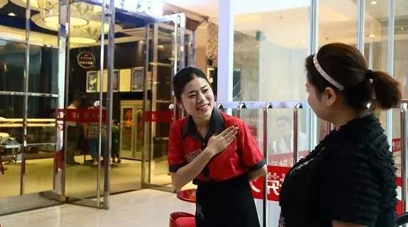 還在朋友圈招人？麥當(dāng)勞、優(yōu)衣庫、海底撈這樣培養(yǎng)店長！