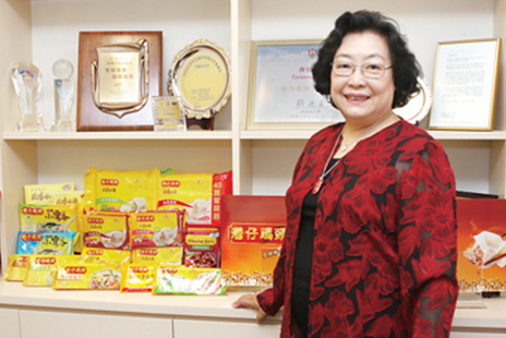 被老公拋棄后，她靠一個單品從0做到億萬富翁