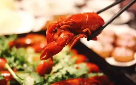 阿里巴巴殺入小龍蝦供應(yīng)鏈，試水餐廳營收增速明顯|餐飲界