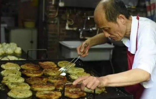 不讓“米其林”小店曇花一現(xiàn)！上海推進小餐飲“標準化管理”