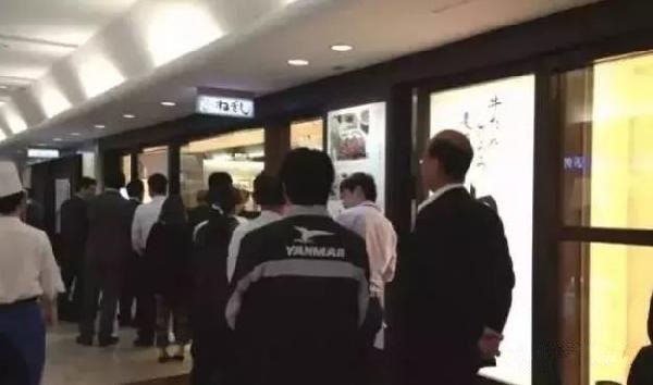 “奇葩”餐廳每平米日賣3.5萬，34年只開了34家店！