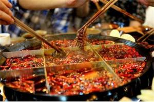 全國餐飲人都跑去學(xué)產(chǎn)品，可為什么成都鮮有餐飲大品牌？|餐飲界