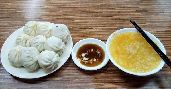 60平米早餐店一早收了5000塊，老板做了這五件事