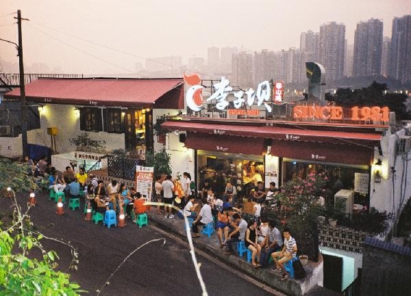 從蒼蠅館到40家店，四年天天排長隊(duì)