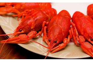 2017美食消費(fèi)報告：90后成消費(fèi)主體、消費(fèi)者最愛小龍蝦、6成消費(fèi)者習(xí)慣吃宵夜|餐飲界