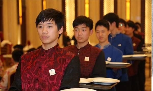 餐飲店長的苦惱：對員工太嚴(yán)留不住人，太松又管不好，怎么辦？