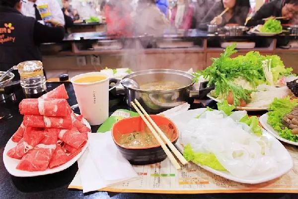 ?呷哺呷哺“食品CEO”涉嫌嚴(yán)重違紀(jì)，被勸退！