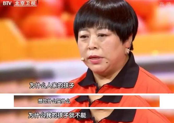 52歲煎餅大媽月入十幾萬(wàn)，送女兒出國(guó)留學(xué)，開(kāi)煎餅學(xué)校，把煎餅賣到全世界，而你卻覺(jué)得她Low！