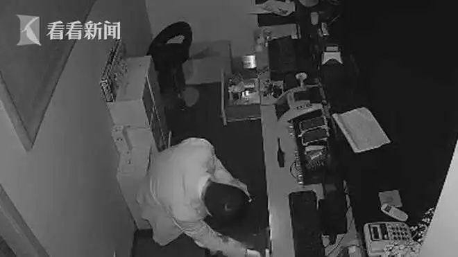 笨賊火鍋店行竊，偷盜不成被困店里睡夢中被抓
