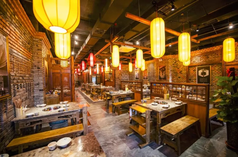 開(kāi)店2年虧掉1套房，他看透了餐飲5大模式，才發(fā)現(xiàn)選了最糟糕的那種！|餐飲界
