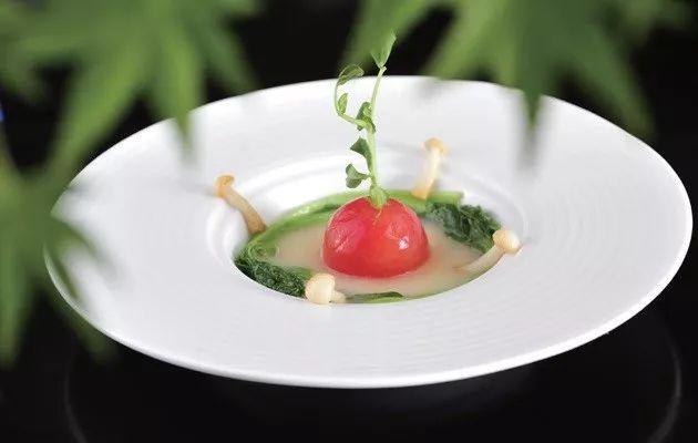 學會這幾招，手機也能拍出驚艷的美食照片