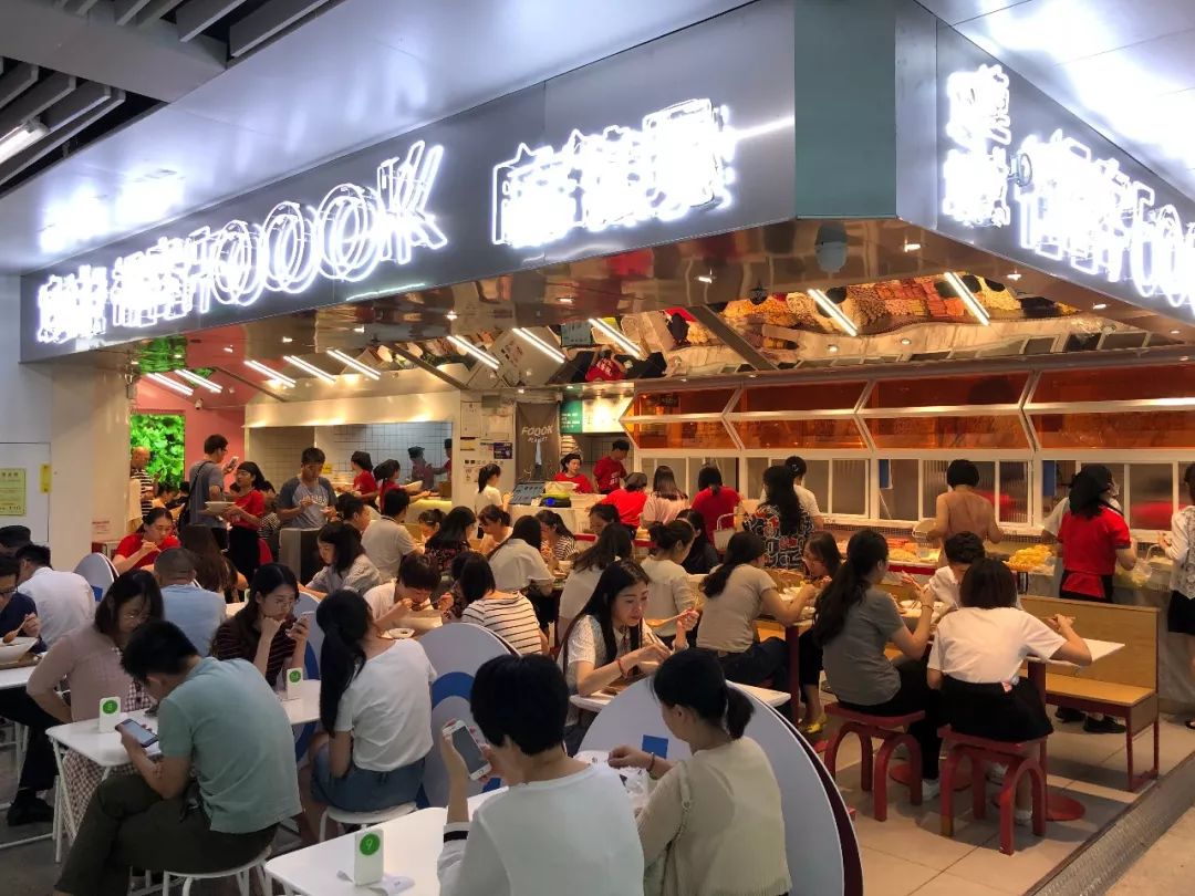 商場(chǎng)餐飲競(jìng)爭(zhēng)步入“白熱化”，餐飲老兵深度探店后的3個(gè)深刻領(lǐng)悟！ | 餐見(jiàn)
