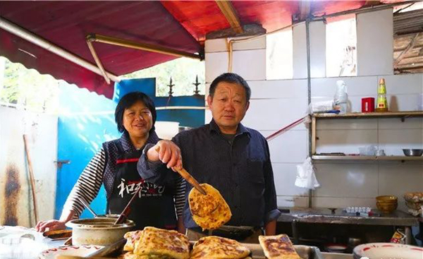 即便搬遷5次，顧客依然能慕名而來，這家餐廳有什么高招？|餐飲界