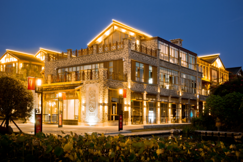 金鰭的秘密（上）：憑什么這家自助餐廳開(kāi)業(yè)僅半月就能在遂寧排名第一？