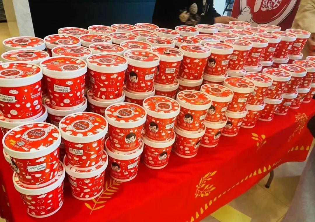 餐飲大事件244期 |風(fēng)投女王徐新殺入鹵味賽道、易捷咖啡上線“一鍵到車”服務(wù)