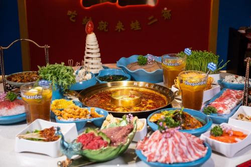 餐飲品牌升級策略：蛙二爺新IP鮮活亮相，諧音梗玩轉(zhuǎn)傳播記憶