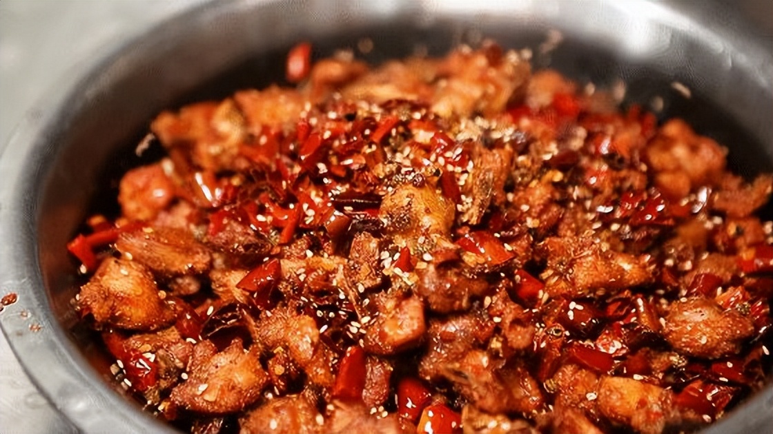 沒有火鍋和串串，川菜還能風(fēng)光起來嗎？｜案例