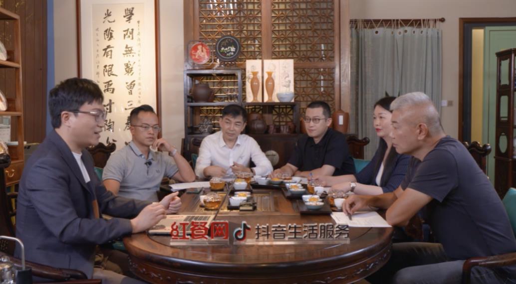 18位餐飲人齊聚，共同探討特殊時期線上經(jīng)營新趨勢、增長新方法