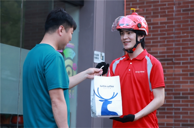 達(dá)達(dá)秒送首創(chuàng)4D服務(wù)標(biāo)準(zhǔn)，攜手品牌商家打造“又快又準(zhǔn)”的同城即配服務(wù)