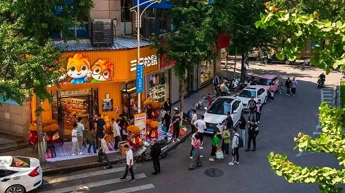 抓住新“食”機(jī)，看看這些品牌的本地生活營(yíng)銷之道|餐飲界