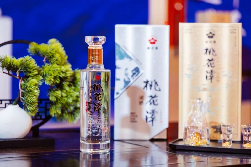 在桃花潭酒春游定制展，匯通達(dá)幫酒商鏈接“桃花運(yùn)”